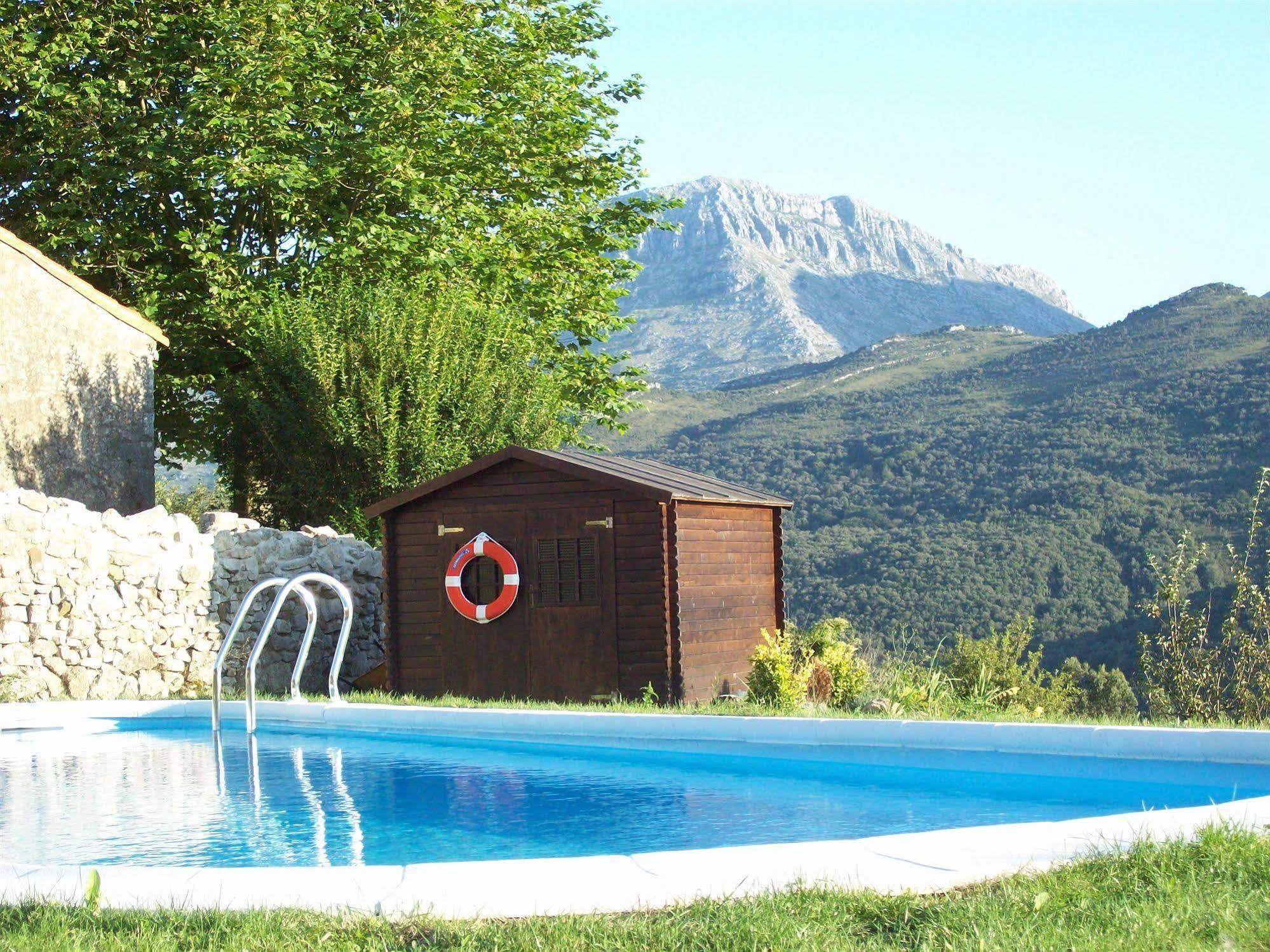 Aire De Ruesga Ruesga (Cantabria) Exterior foto